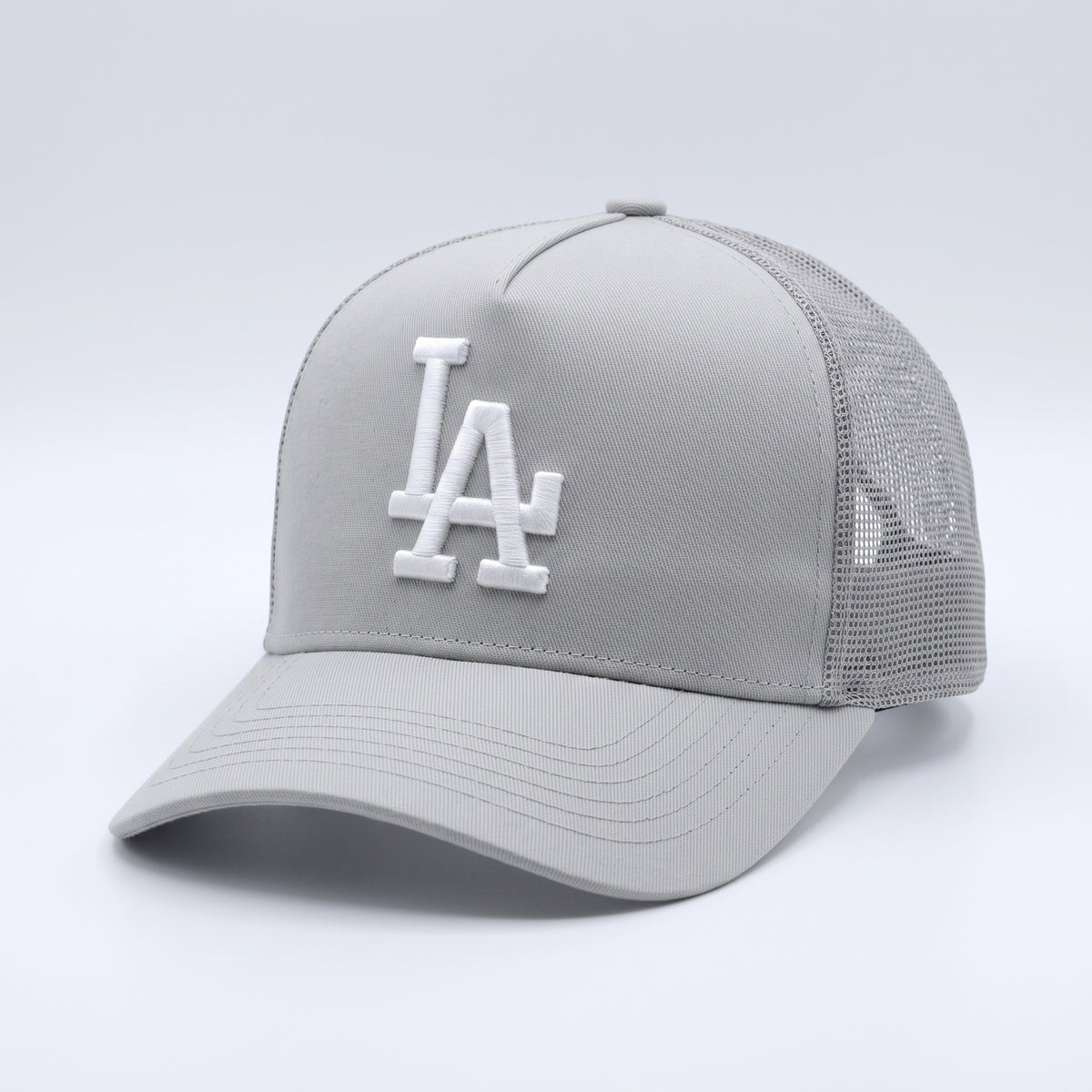 Pro Fit Snapback Trucker Hat – LightGrey